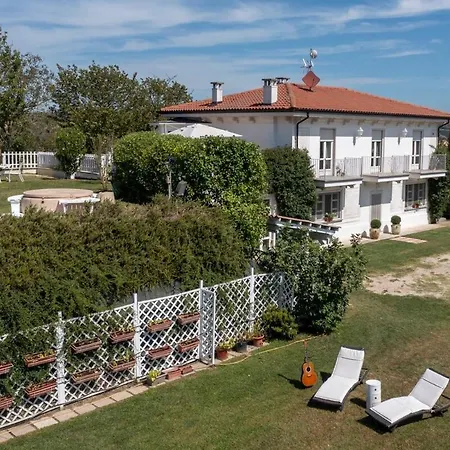 Tuliphouse - Ballerina Holiday home Vezza d'Alba